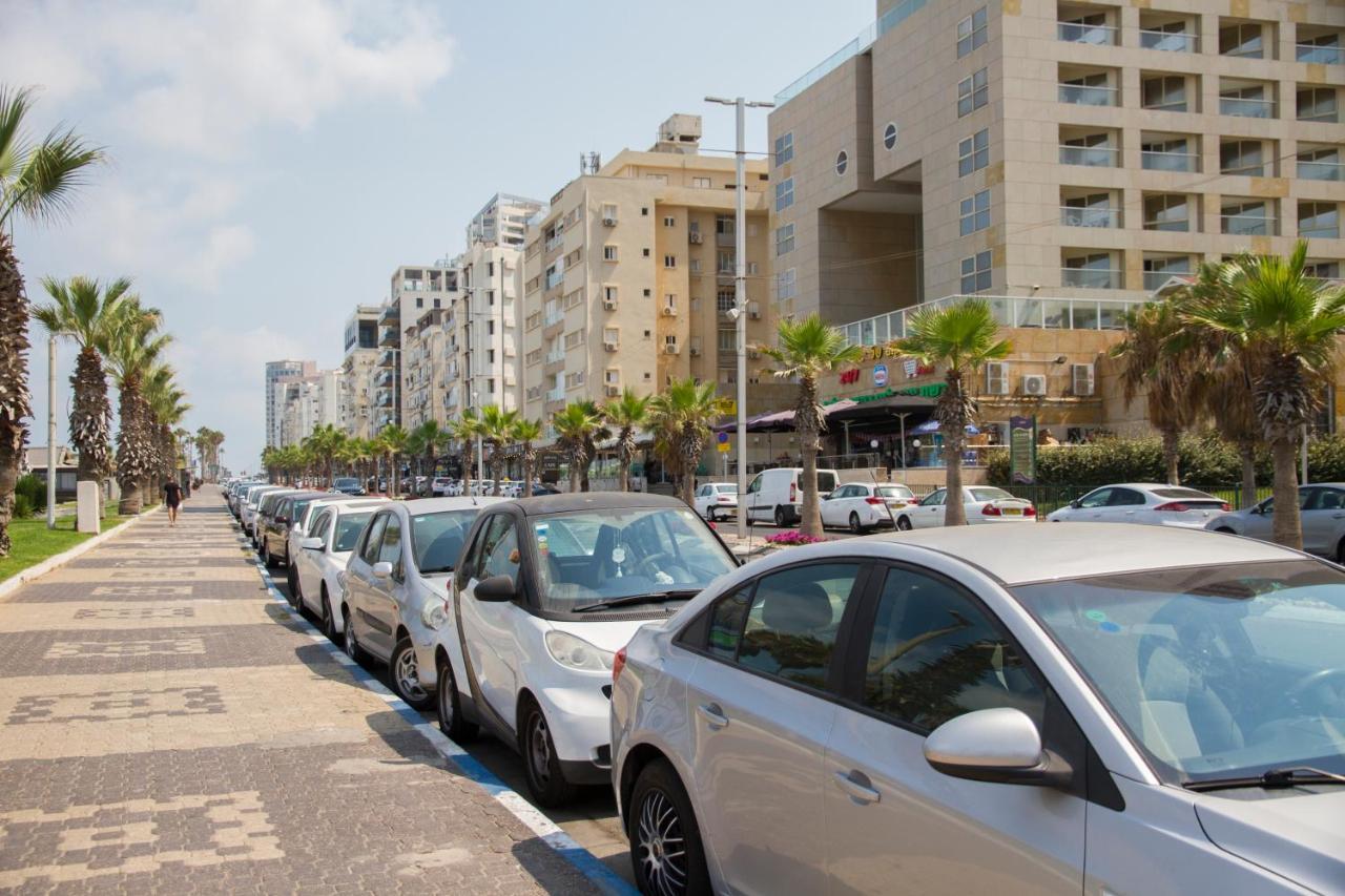 Apartments4You Leonardo 11 Bat Yam Exterior photo
